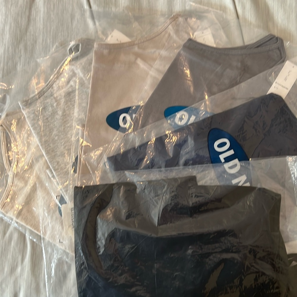 6 Old Navy Camis